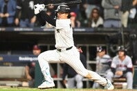 ガーディアンズ戦に４番・ファーストでスタメン出場した村上。(C)Getty Images