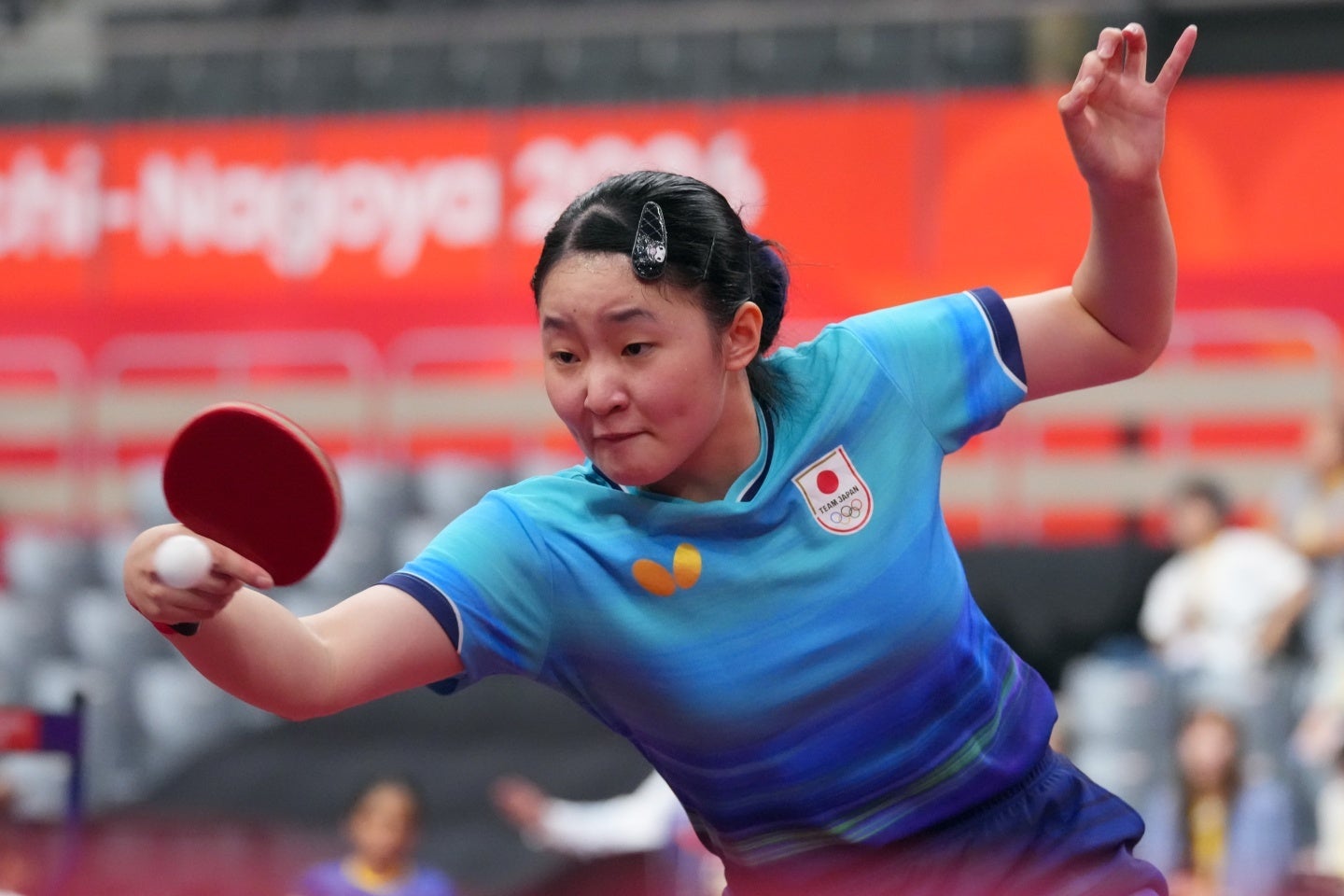 張本美和は世界ランク５位の王芸迪を４-２で下した。(C) Getty Images