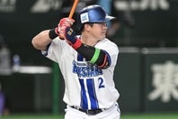 巨人とのCSファーストステージ第２戦で４打数２安打１打点だった牧。写真：鈴木颯太朗