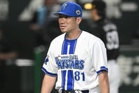 CSファイナルステージで先勝したDeNAの相川監督。写真：鈴木颯太朗