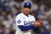 ドジャースを率いるロバーツ監督。チームをワールドシリーズ３連覇には導けなかった。(C)Getty Images