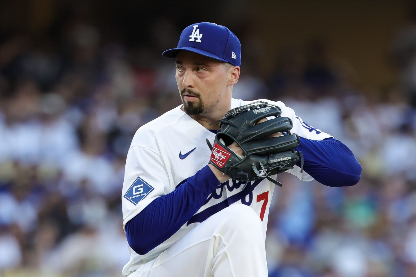 ドジャースの左腕スネルの妻が卑劣な脅迫を受けたことを明かした。(C)Getty Images