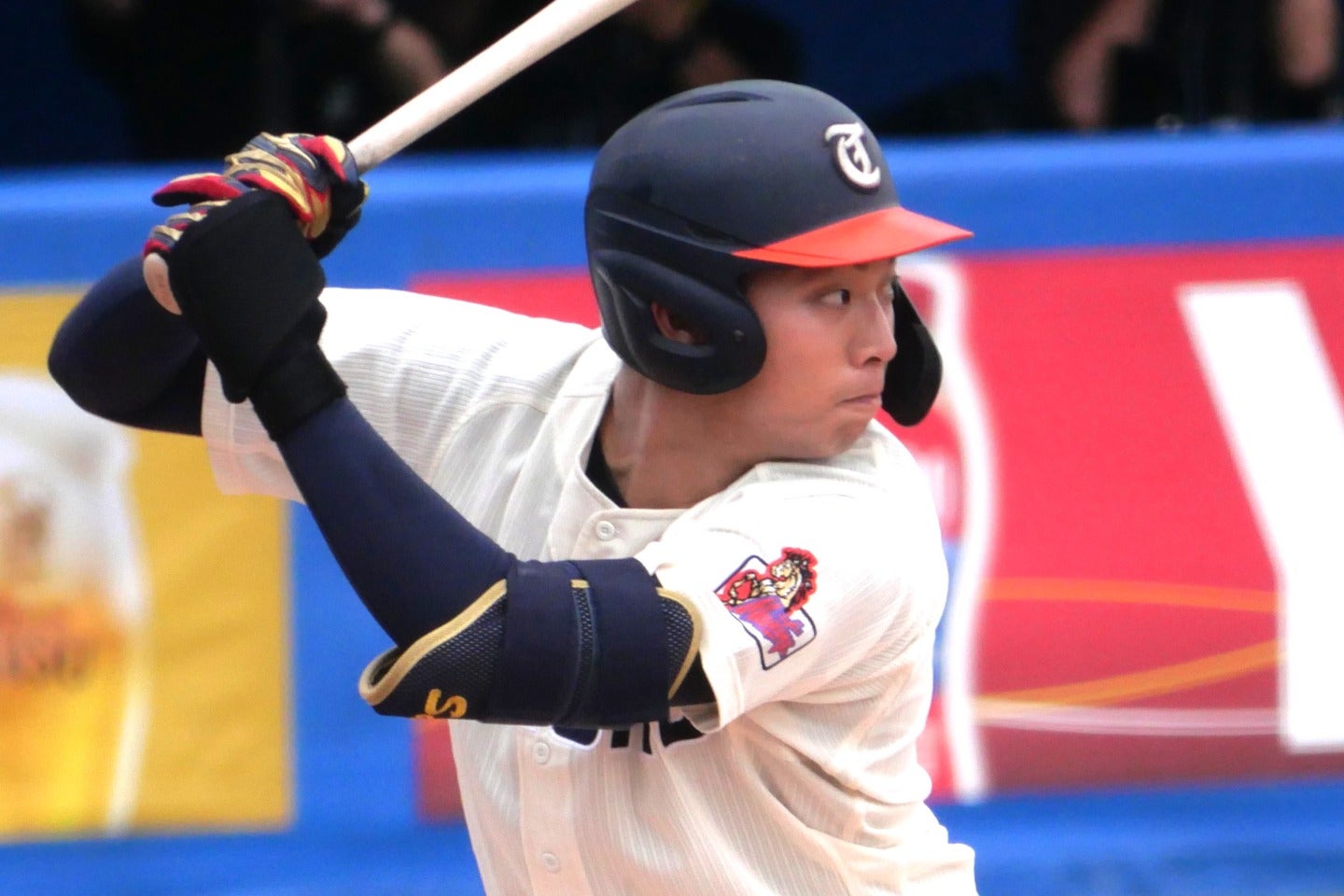東北福祉大の佐藤は大学選手権でも見せたパワーが魅力　写真：西尾典文
