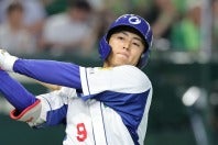 王子の柴崎は長打力に好守も兼ねる即戦力外野手として注目　写真：THE DIGEST写真部