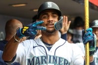 来日して関西観光を楽しんだマリナーズのフリオ・ロドリゲス。(C)Getty Images