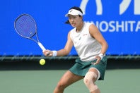 ジャパンオープン２回戦でストイアナに敗れた内島萌夏。思うようにプレーできず悔しさをにじませたが、目指すのは目先の結果ではなく、自身のさらなる成長だ。(C)Getty Images