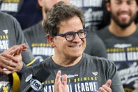 ブルワーズのオーナー、アタナシオ氏。(C)Getty Images