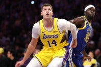 ケスラーは開幕戦で12本のフィールドゴールをノーミスで決め、26得点、９リバウンドの活躍を見せた。(C)Getty Images