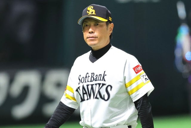 日本シリーズで３連勝を飾ったソフトバンクの小久保監督。写真：梅月智史（THE DIGEST写真部）