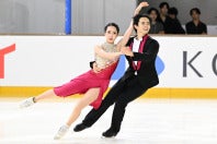 東日本選手権のアイスダンスRDに出場した“いくこう”こと櫛田育良／島田高志郎組。写真：西村尚己/アフロスポーツ